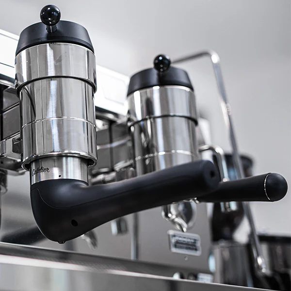 Cafelier C2 Automatic Grouphead Cleaner - Image 3